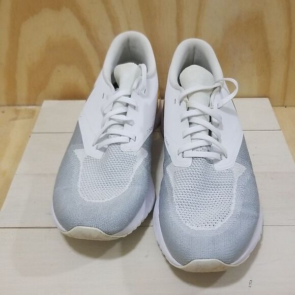 Nike Odyssey React Size 7 Flynit Grey/White/Gold Mens  size  14 Sneaker - Picture 3 of 8